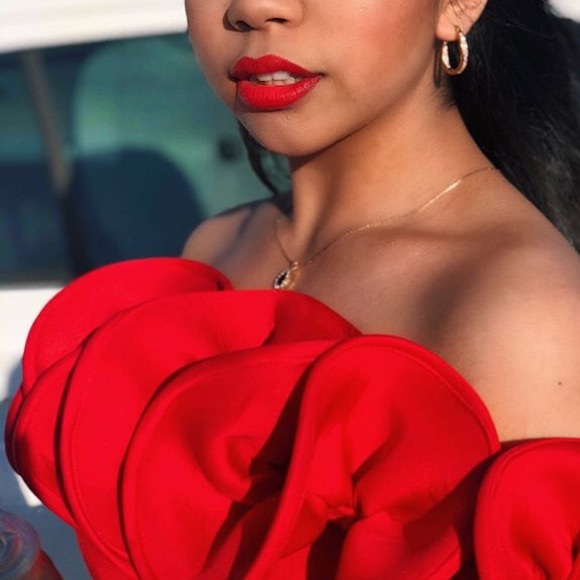 RED ROSE PROM DRESS - Picture 3 of 4